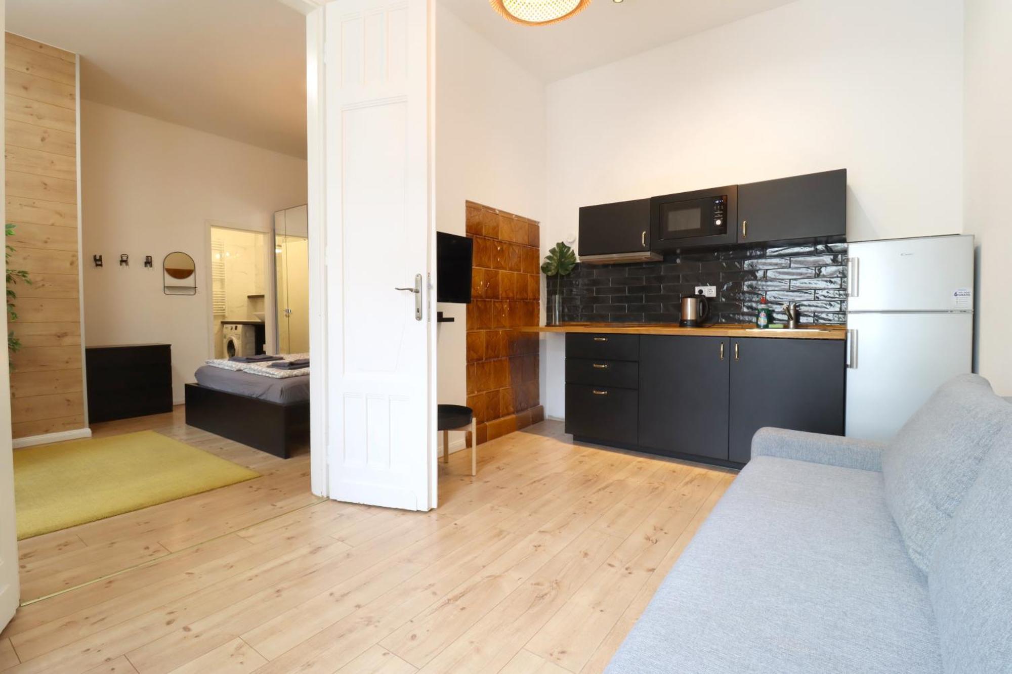 A13 Downtown Apartments With Parking Будапеща Екстериор снимка