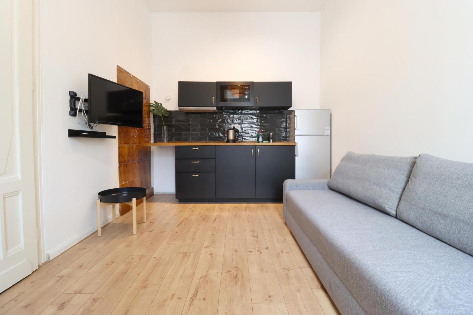 A13 Downtown Apartments With Parking Будапеща Екстериор снимка
