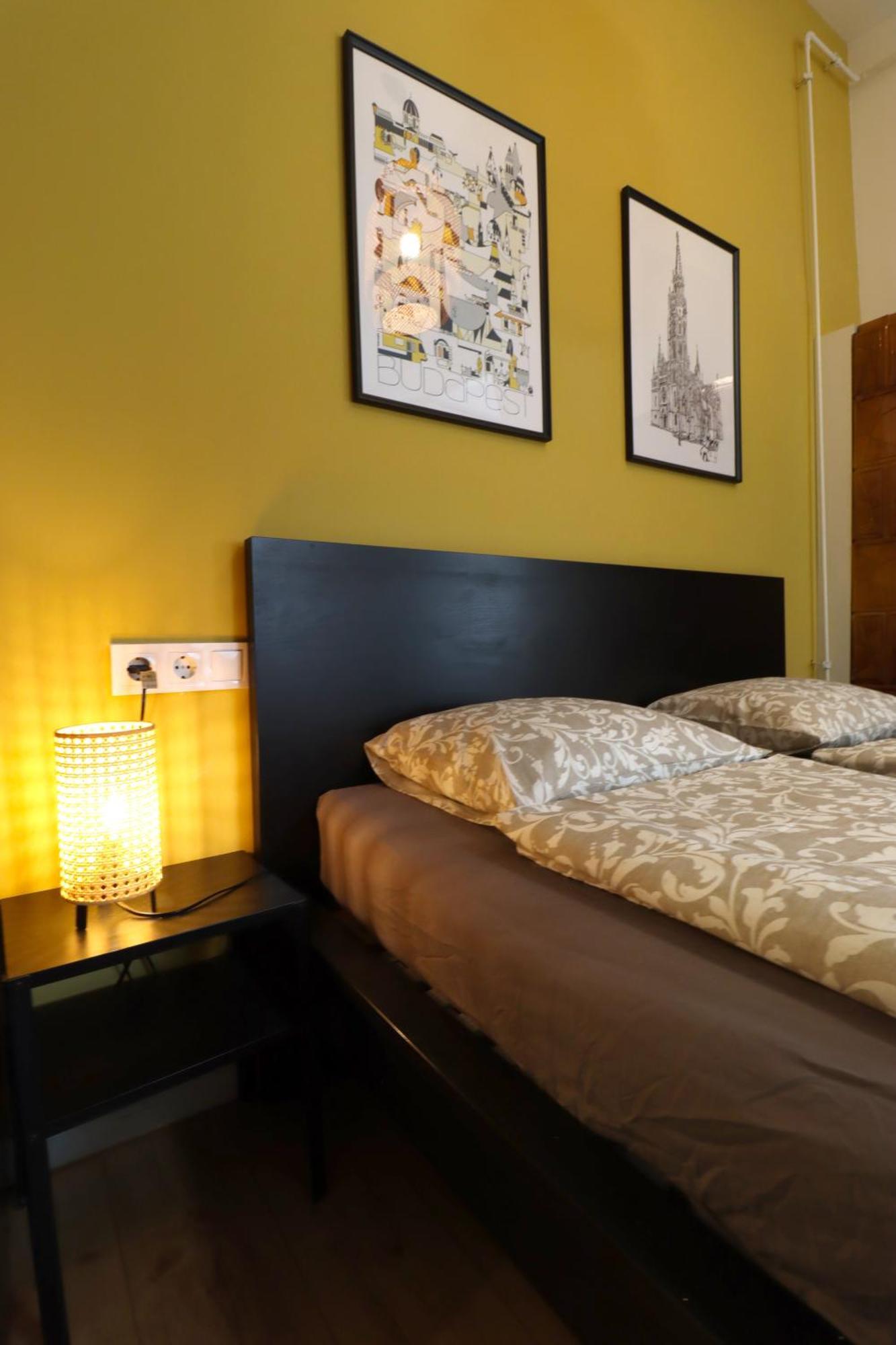 A13 Downtown Apartments With Parking Будапеща Екстериор снимка
